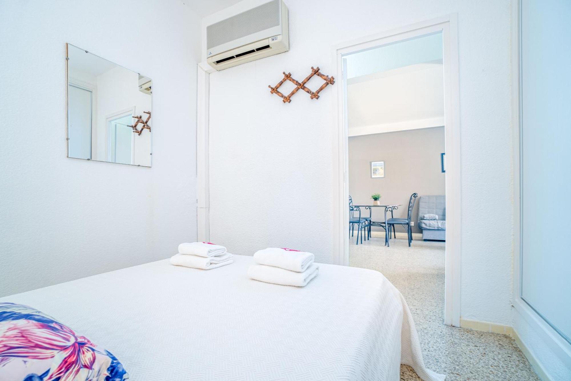 Basic Comfort Apartment Royal Marine 0176 เอมปูเรียบราบา ภายนอก รูปภาพ